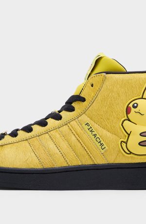 Foto de Colaboración de zapatillas adidas x Pokémon se inspira en Charizard, Gengar y Pikachu