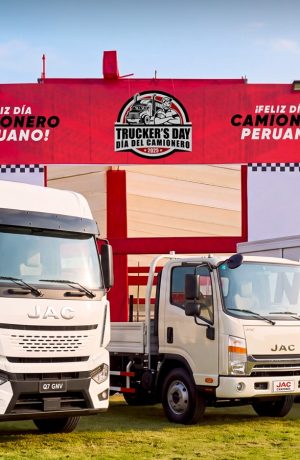 Foto de JAC camiones mostrará la potencia y versatilidad de su portafolio con el Q7 GNV y el D300 en el Truckers Day 2026