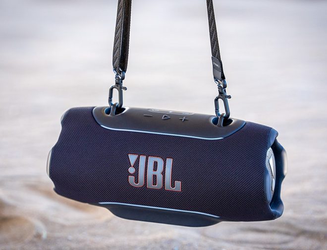 Foto de JBL renueva dos de sus parlantes más icónicos con inteligencia artificial