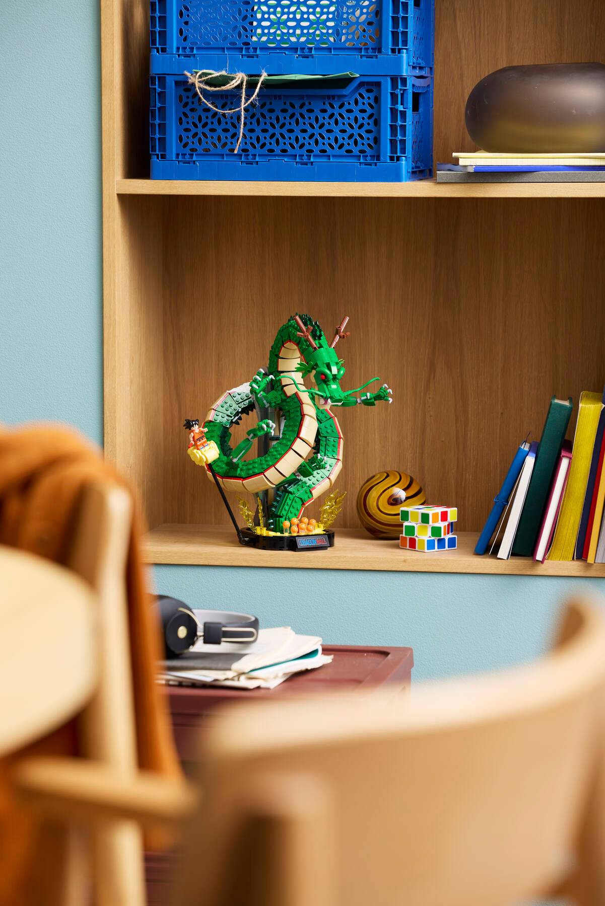 Foto de Vistazo a la figura del set LEGO x Dragon Ball: Shenron & Goku