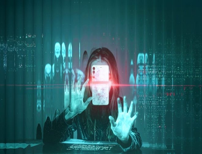 Fotos de ¿La cámara de tu teléfono te está vigilando? Señales de alerta y cómo proteger tu privacidad