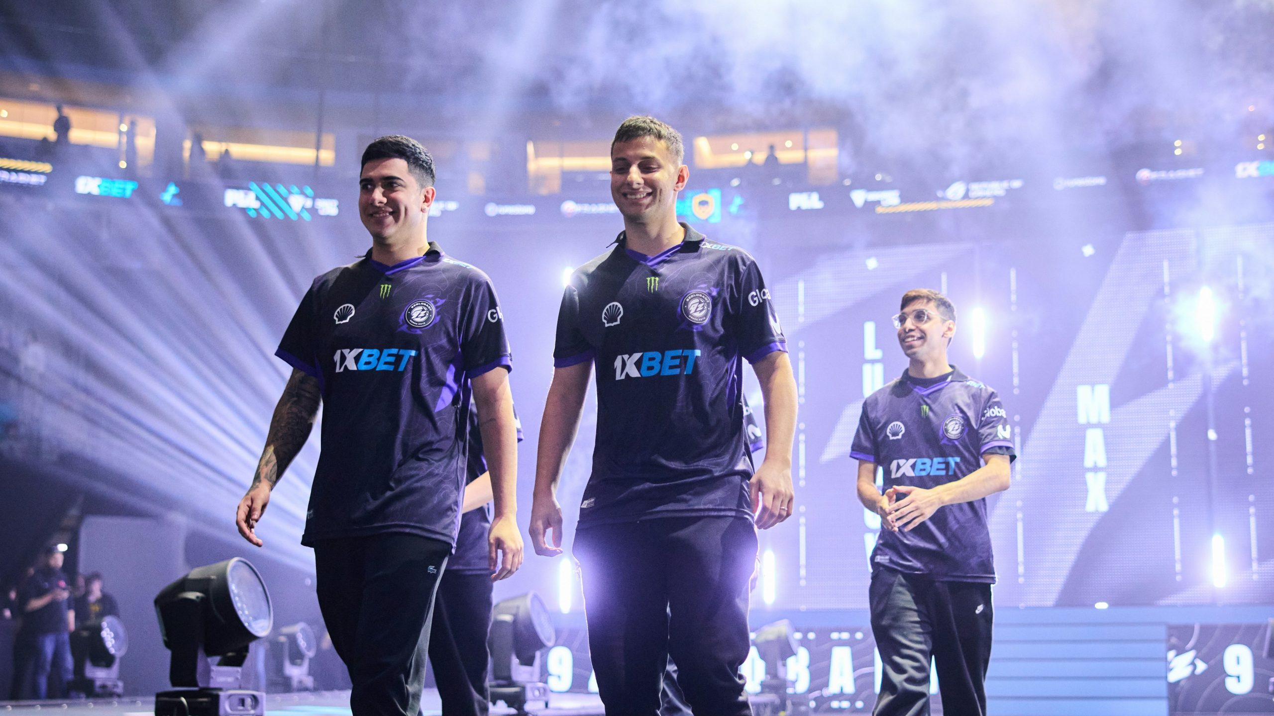 Foto de Horarios y en donde seguir las primeras partidas de 9z Team, y ShideN en la ESL Pro League Season 24