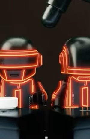 Foto de The LEGO Group y DAFT PUNK anuncian su partnership, y un increíble SET para armar
