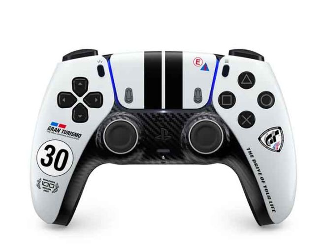Fotos de Se revela el DualSense edición de Gran Turismo